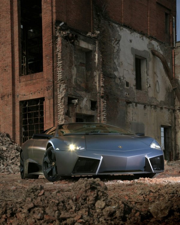 Lamborghini Reventon.